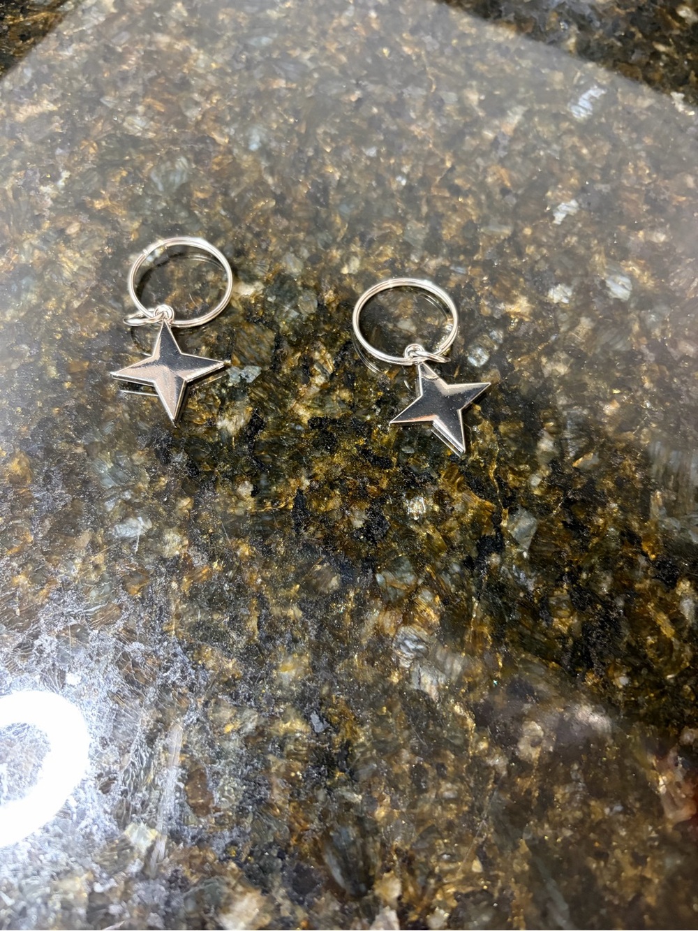 Set of Two Shiny Silvertone 4-Point Star Keychains/Bag Accessories